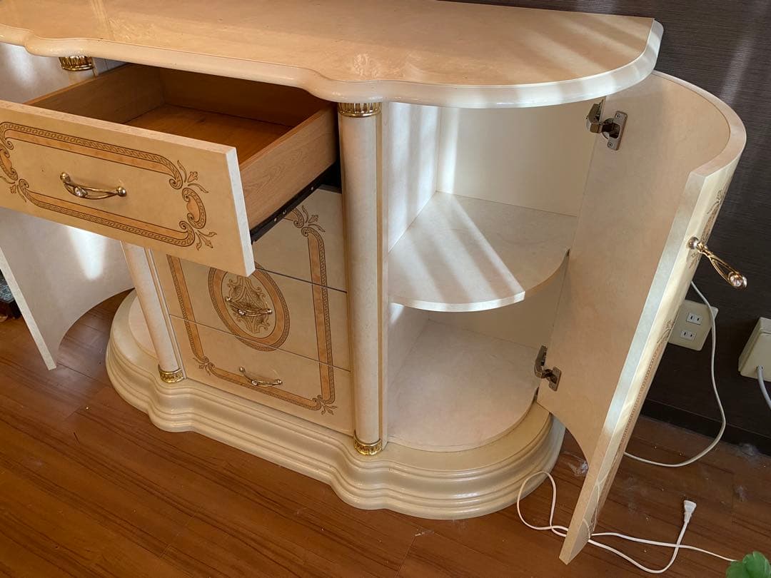 12/15まで　サルタレッリ　イタリア製アンティーク　フローレンスリビングボード