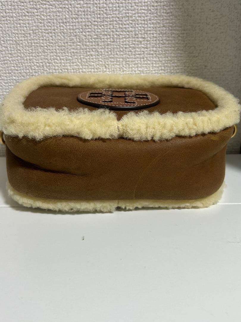 トリーバーチ リアルムートン ショルダーバッグ カメラバッグ レザー ブラウン