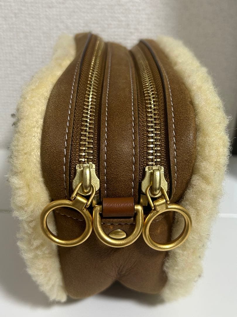 トリーバーチ リアルムートン ショルダーバッグ カメラバッグ レザー ブラウン