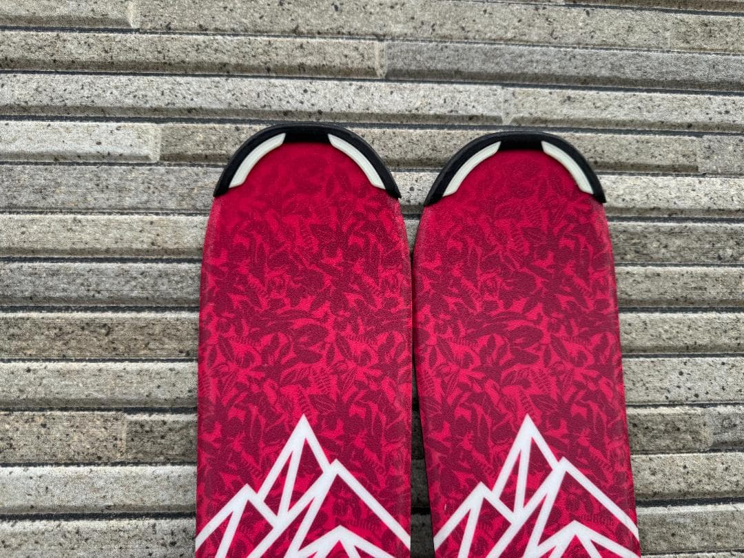 【140】美品☆ジュニアスキー板☆SALOMON 2022（ピンク）