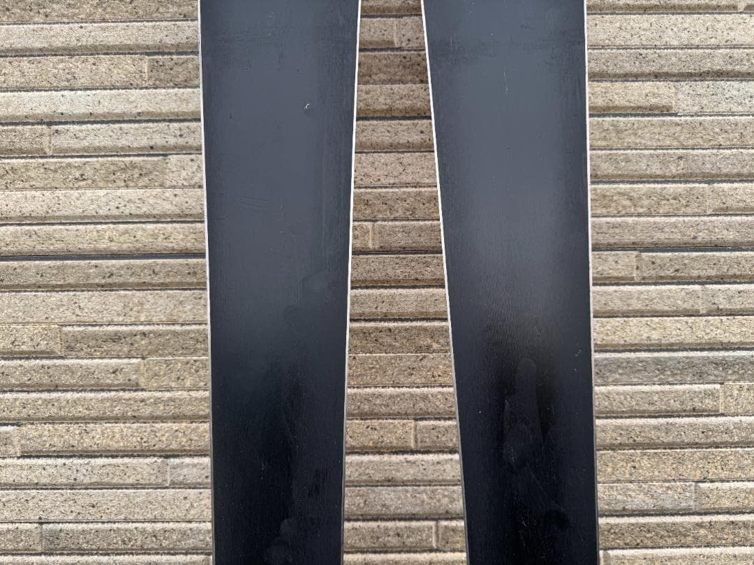 【140】美品☆ジュニアスキー板☆SALOMON 2022（ピンク）