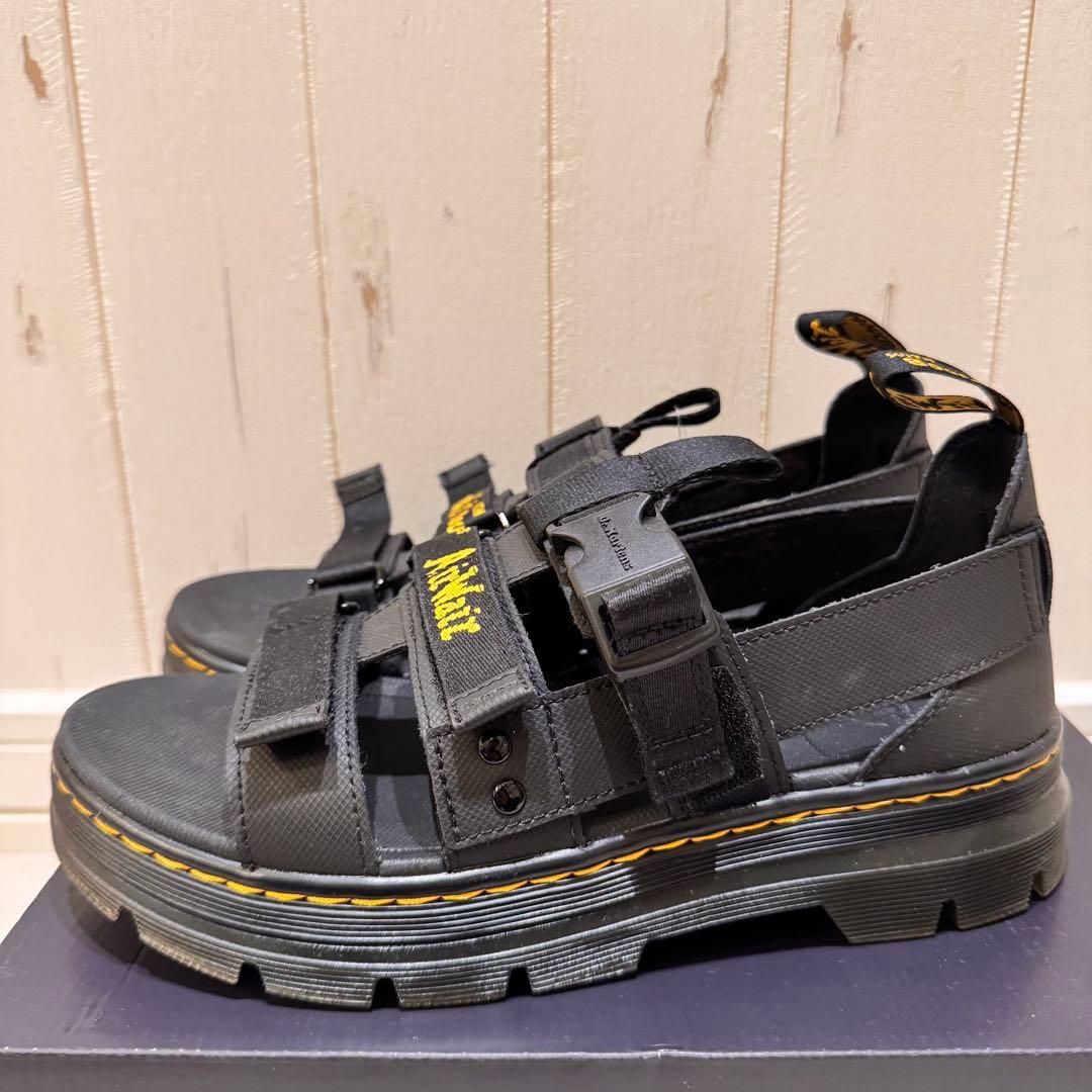 Dr.martens PEARSON ペアソンサンダル26〜26.5cm