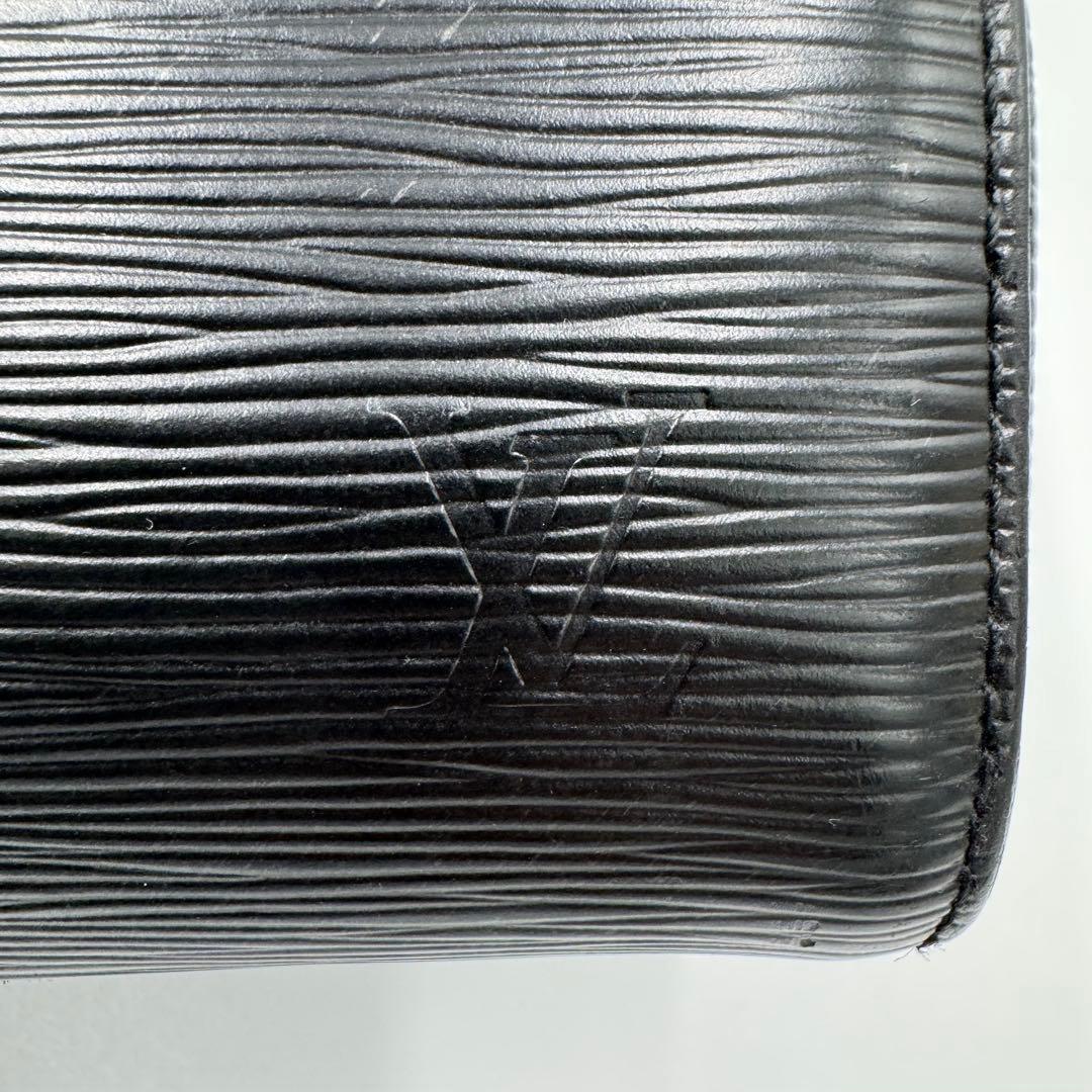 ルイ ヴィトン エピ ブレアGM レザー ハンドバッグ ショルダーバッグ 黒