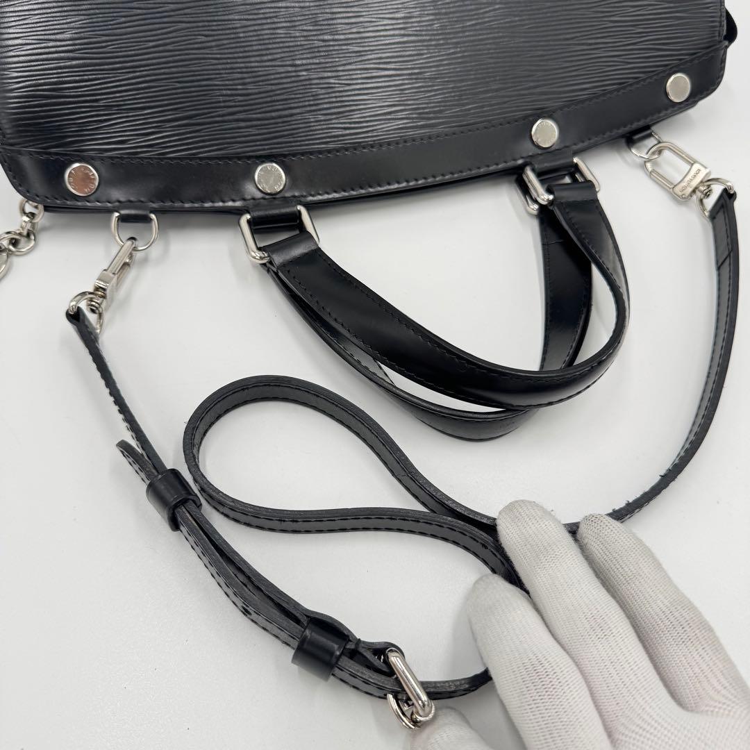 ルイ ヴィトン エピ ブレアGM レザー ハンドバッグ ショルダーバッグ 黒