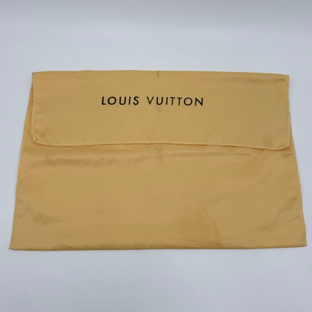 ルイ ヴィトン エピ ブレアGM レザー ハンドバッグ ショルダーバッグ 黒