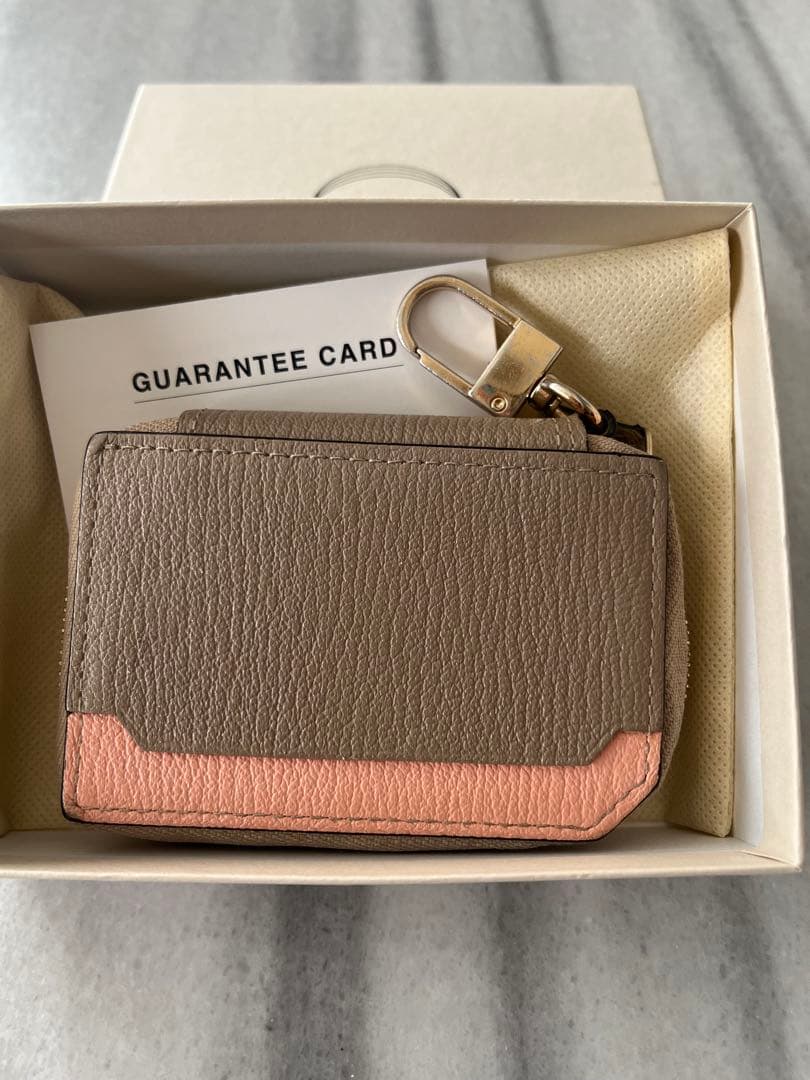 ラルコバレーノのスマートWキーケース