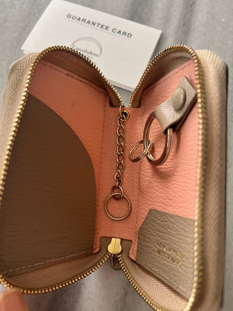 ラルコバレーノのスマートWキーケース