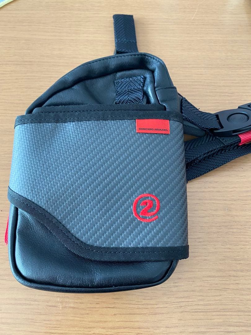 シンイチロウアラカワ レッグバッグ Piccolamia