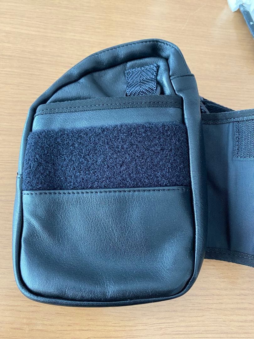 シンイチロウアラカワ レッグバッグ Piccolamia