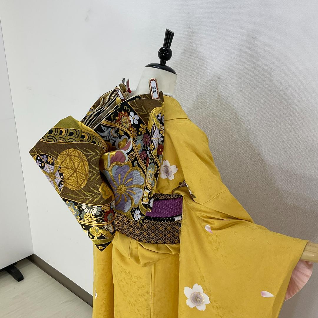 お振袖 黄　桜柄シンプルトーン　　正絹　美品　成人式
