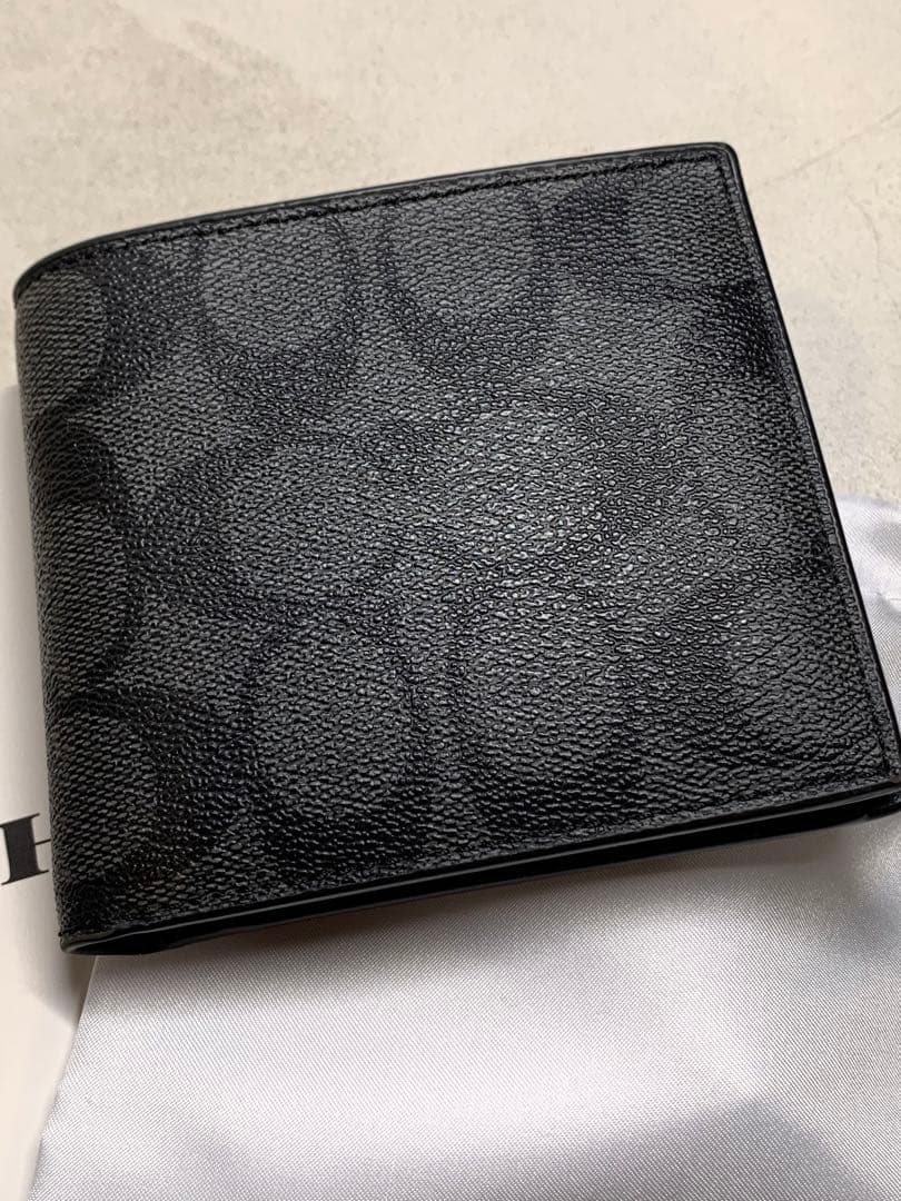 【美品】COACH ブラックレザー 二つ折り財布