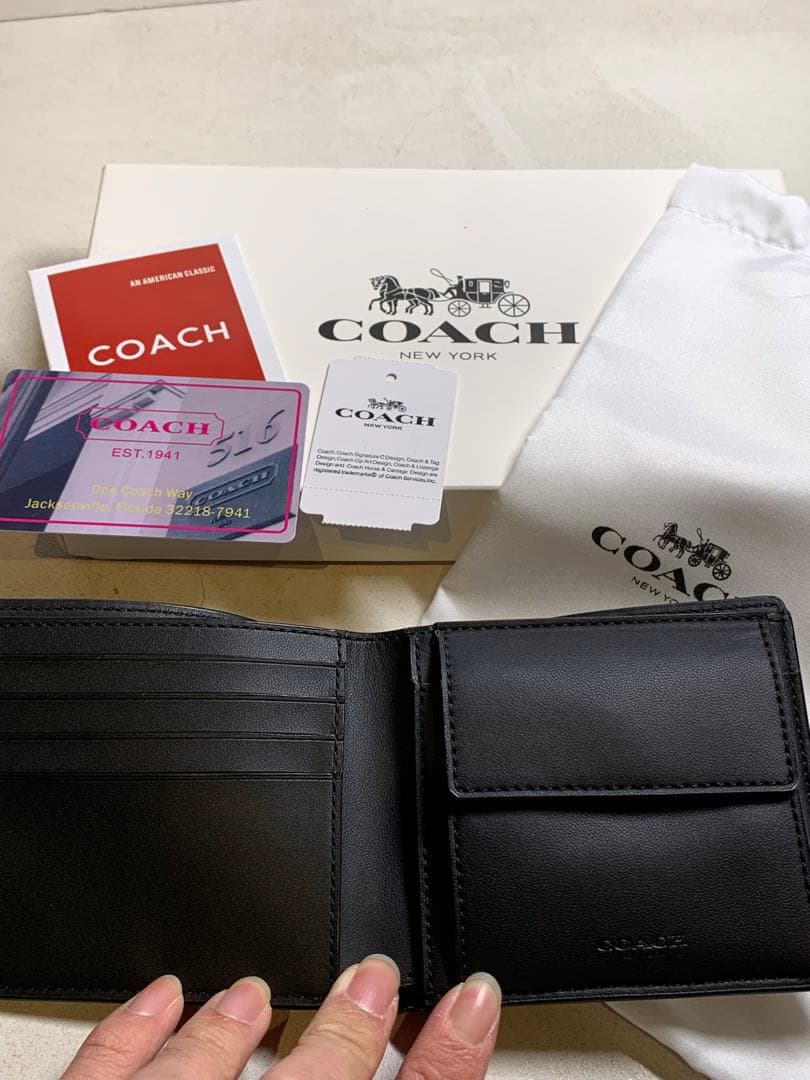 【美品】COACH ブラックレザー 二つ折り財布