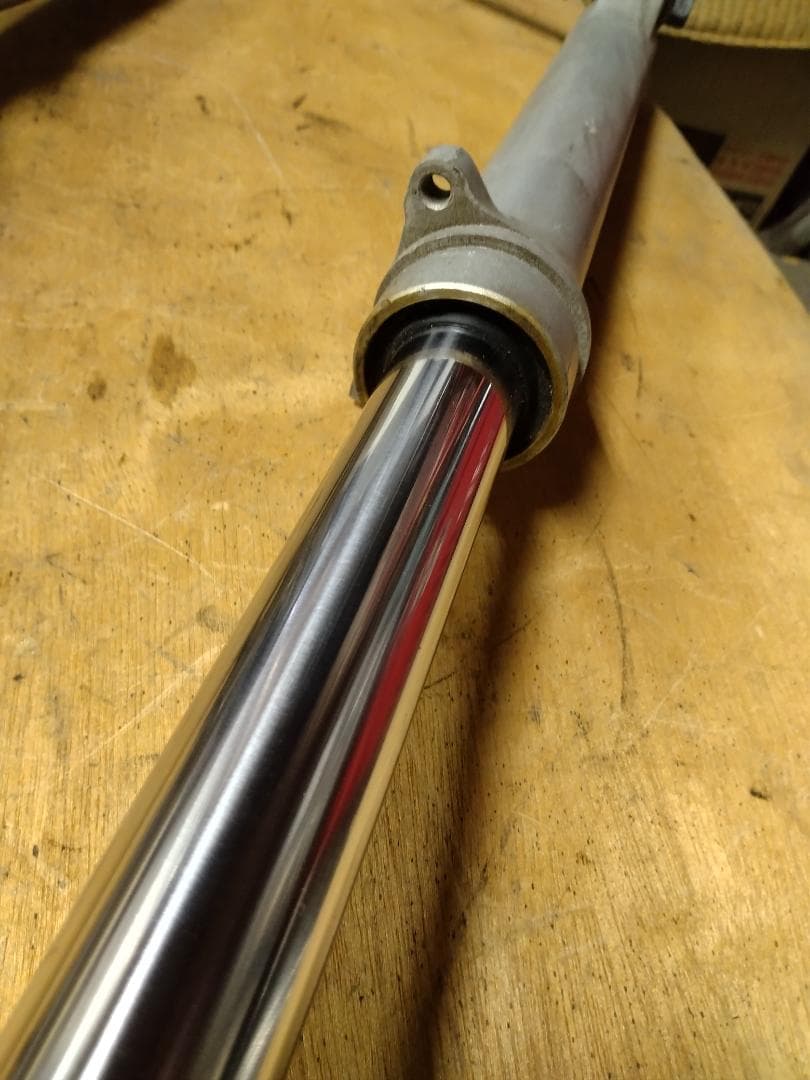 tw200フロントフォーク