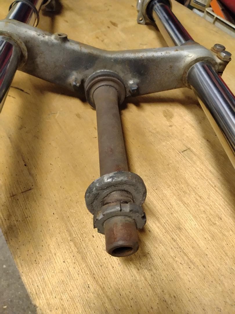 tw200フロントフォーク