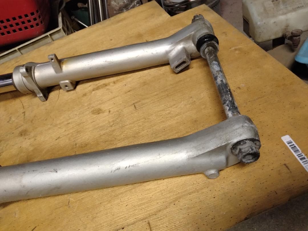 tw200フロントフォーク