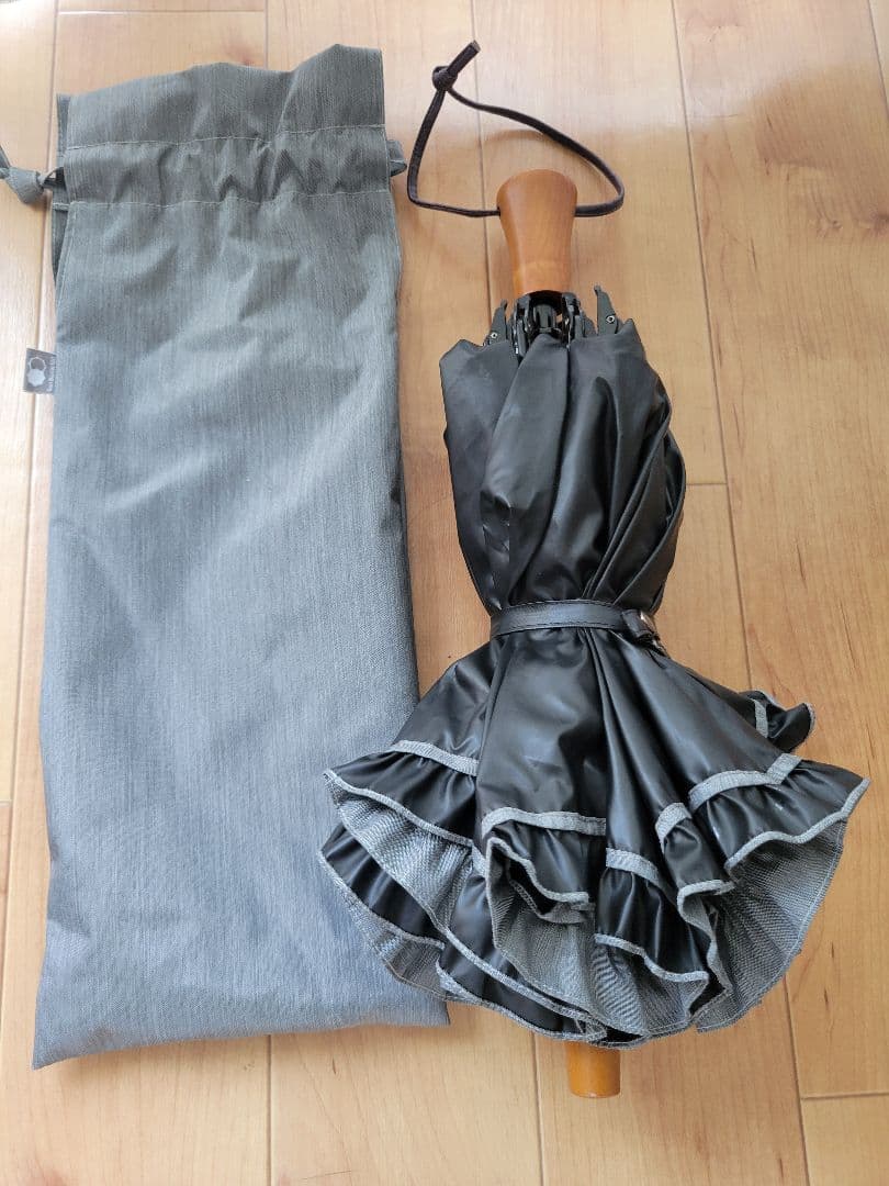 サンバリア100・折りたたみ日傘２段折フリル/フロスト【補修歴あり】