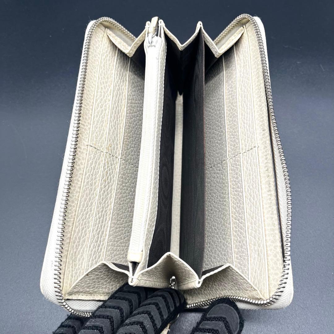 ゆぅ様 現行/付属品有✨グッチ 長財布 ラウンドファスナー マーモント 白