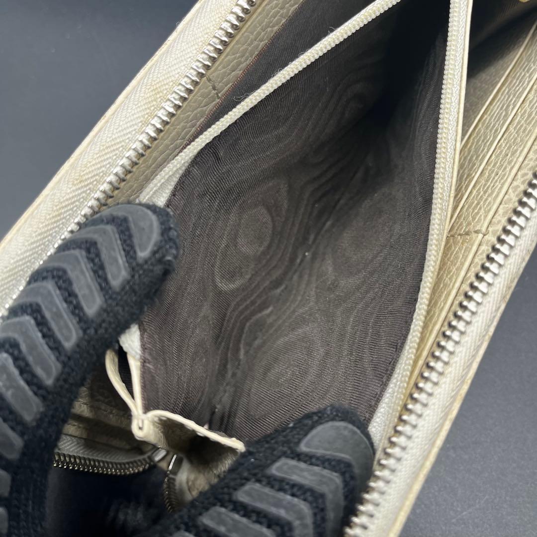 ゆぅ様 現行/付属品有✨グッチ 長財布 ラウンドファスナー マーモント 白