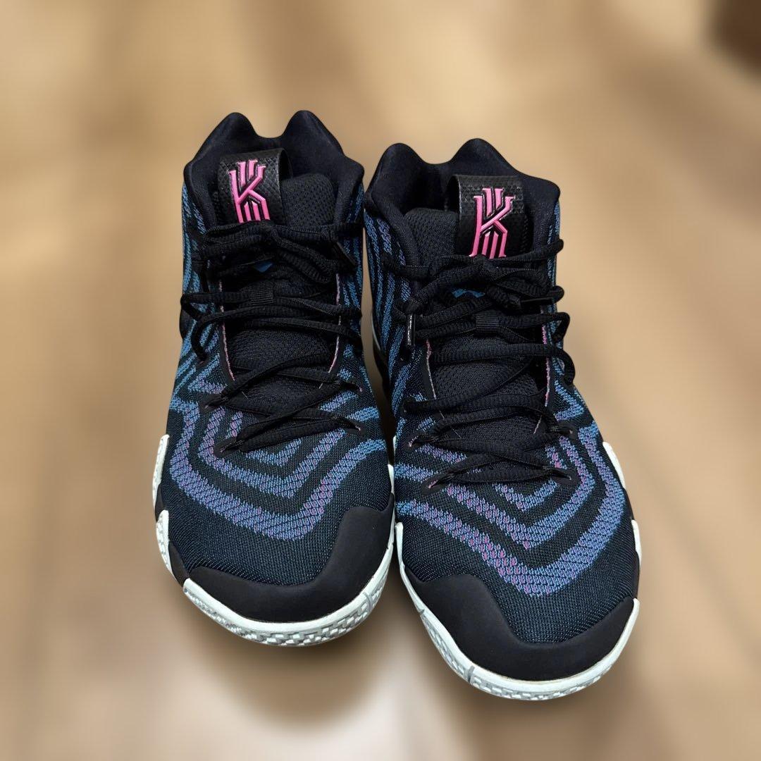 Nike Kyrie 4 日本未発売モデル