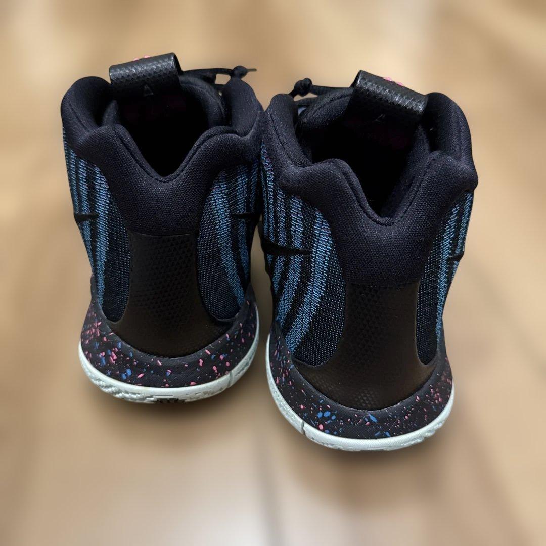 Nike Kyrie 4 日本未発売モデル
