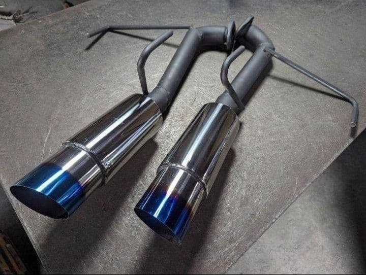 スバルWRX S4オリジナルストレートマフラー！砲弾チタンカラー