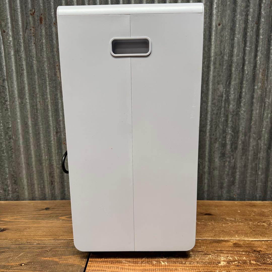 b*c様 YAMAZEN 除湿機　YDC-H60(LGR) 2024年製　山善