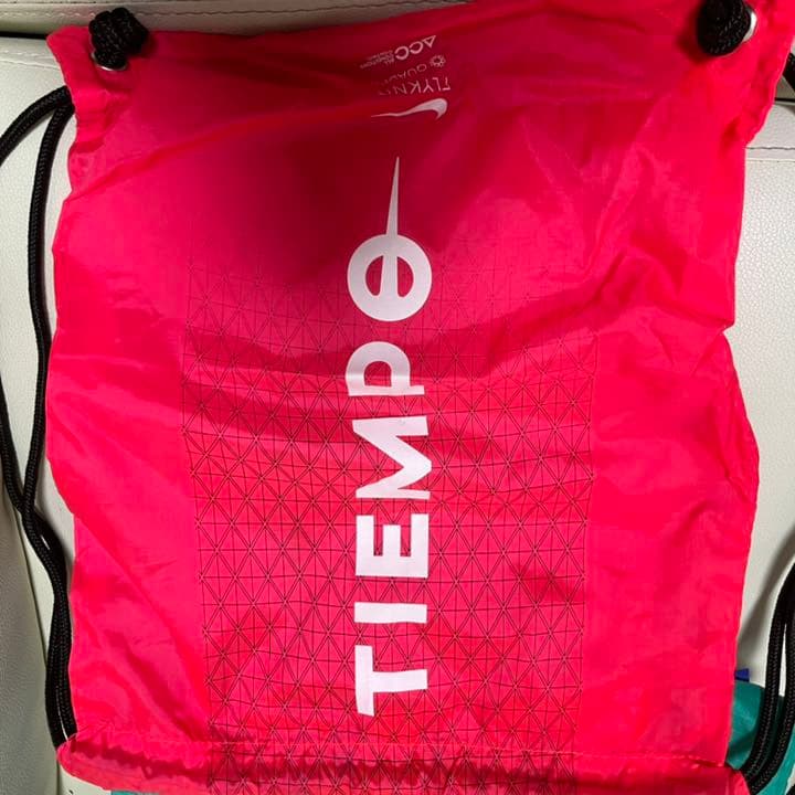 ナイキ　サッカー　シューズケース