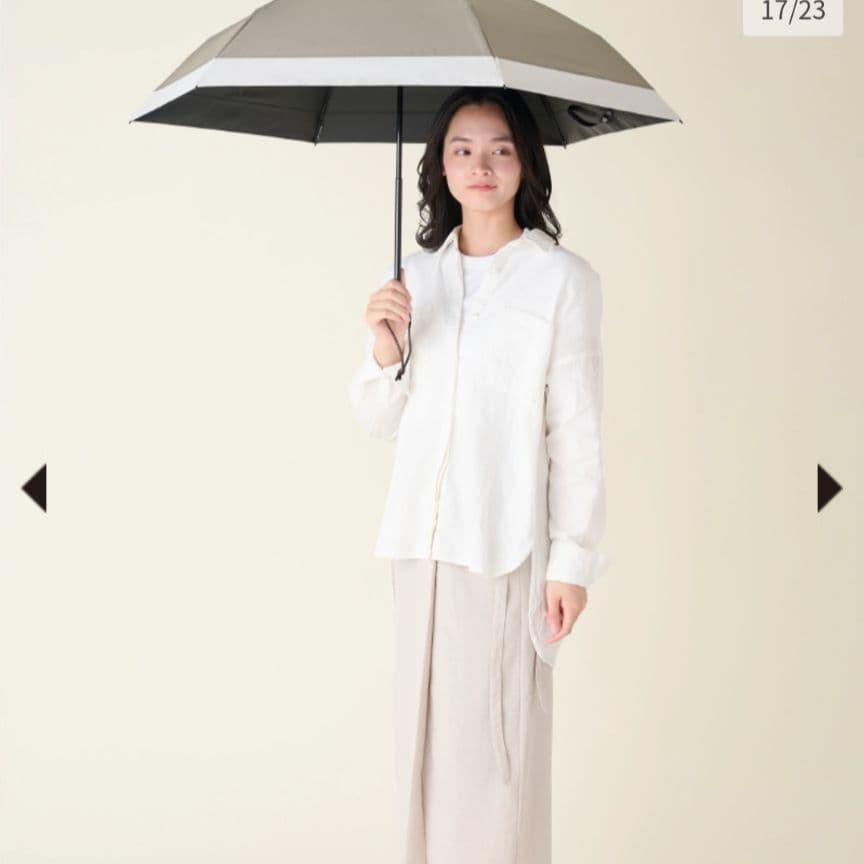 サンバリア100 折りたたみ日傘 ３段折 コンビ モスグレー ベージュ