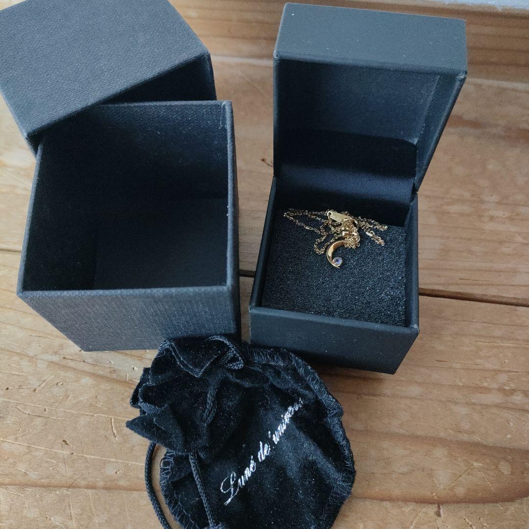 Lune de rêve ゴールド ネックレス 月の形