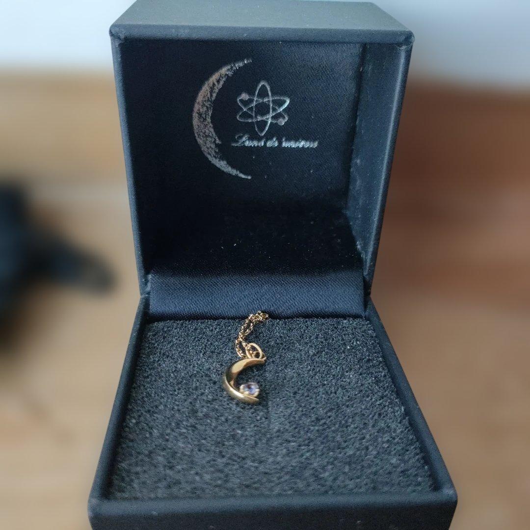 Lune de rêve ゴールド ネックレス 月の形