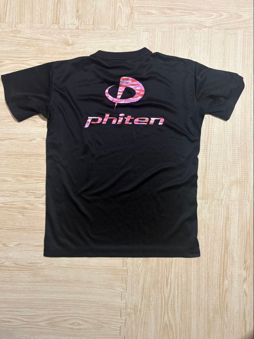 phiten tシャツ Oサイズ(美品) *omaru*