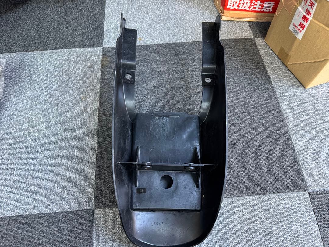 Z1 シートカウル　テールカウル