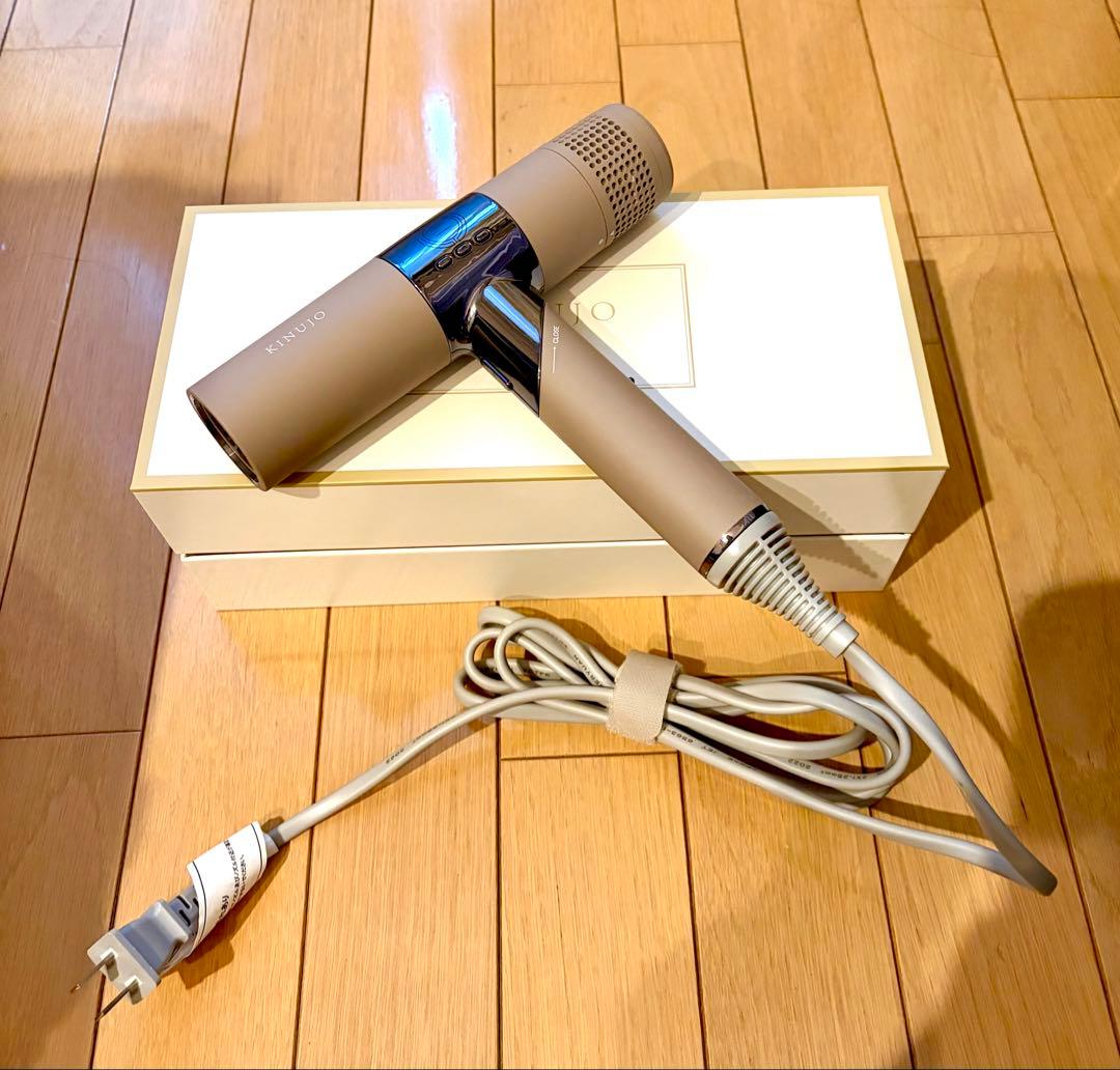 【YU-Aさん専用】KINUJO ヘアドライヤー モカ
