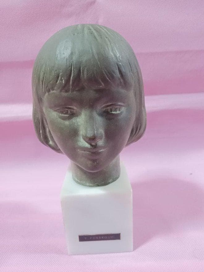 舟越保武作　ブロンズ像　””アンナ””　美人像　高さ21センチ　銘有