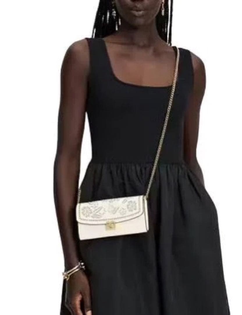 未使用品　ケイトスペード　チェーンウォレット