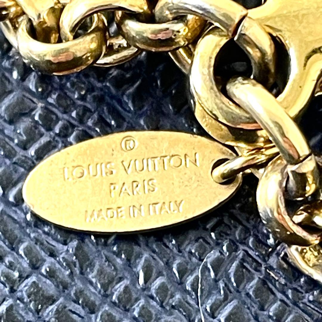 ルイヴィトン　キーホルダー　M67119 モノグラム　LV ゴールド　ブラック