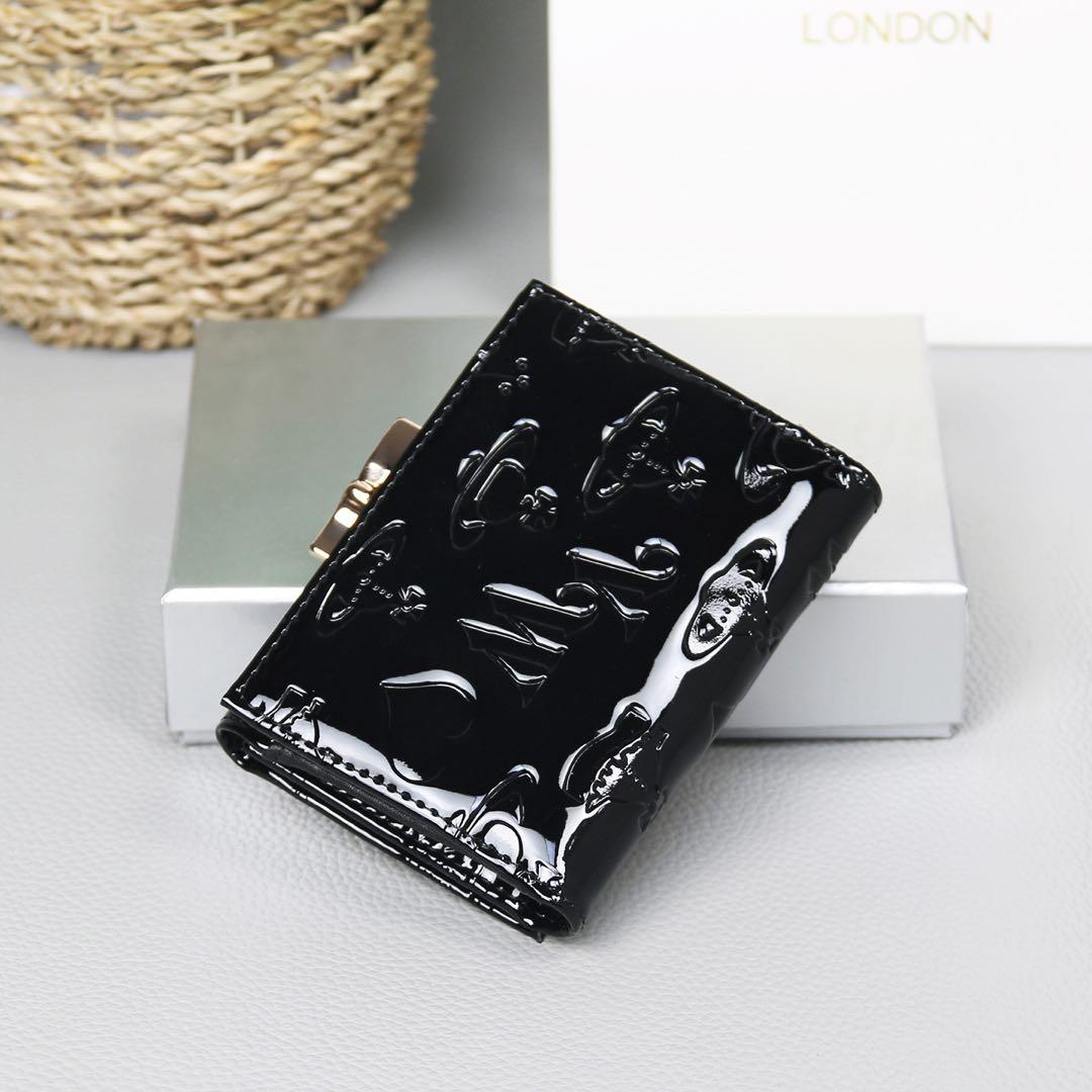 ブラック エナメル 三つ折り財布-110