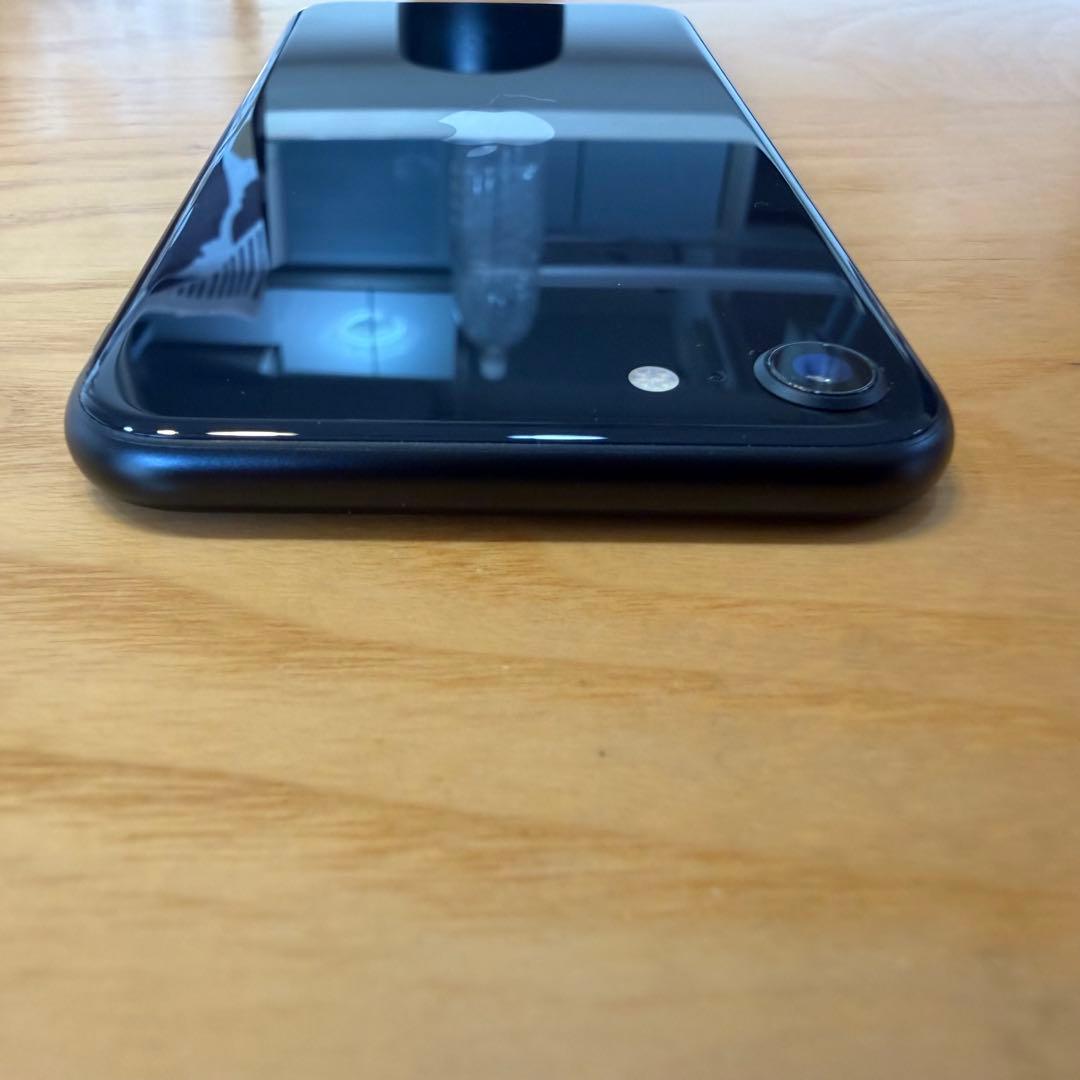 iPhone SE 第3世代　ミッドナイト 64GB バッテリー最大容量97%