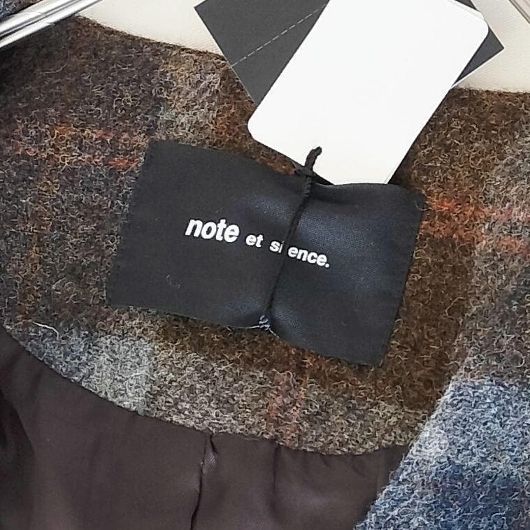 新品タグ付 ノートエシロンス タータンチェック ノーカラージャケット ブラウン系