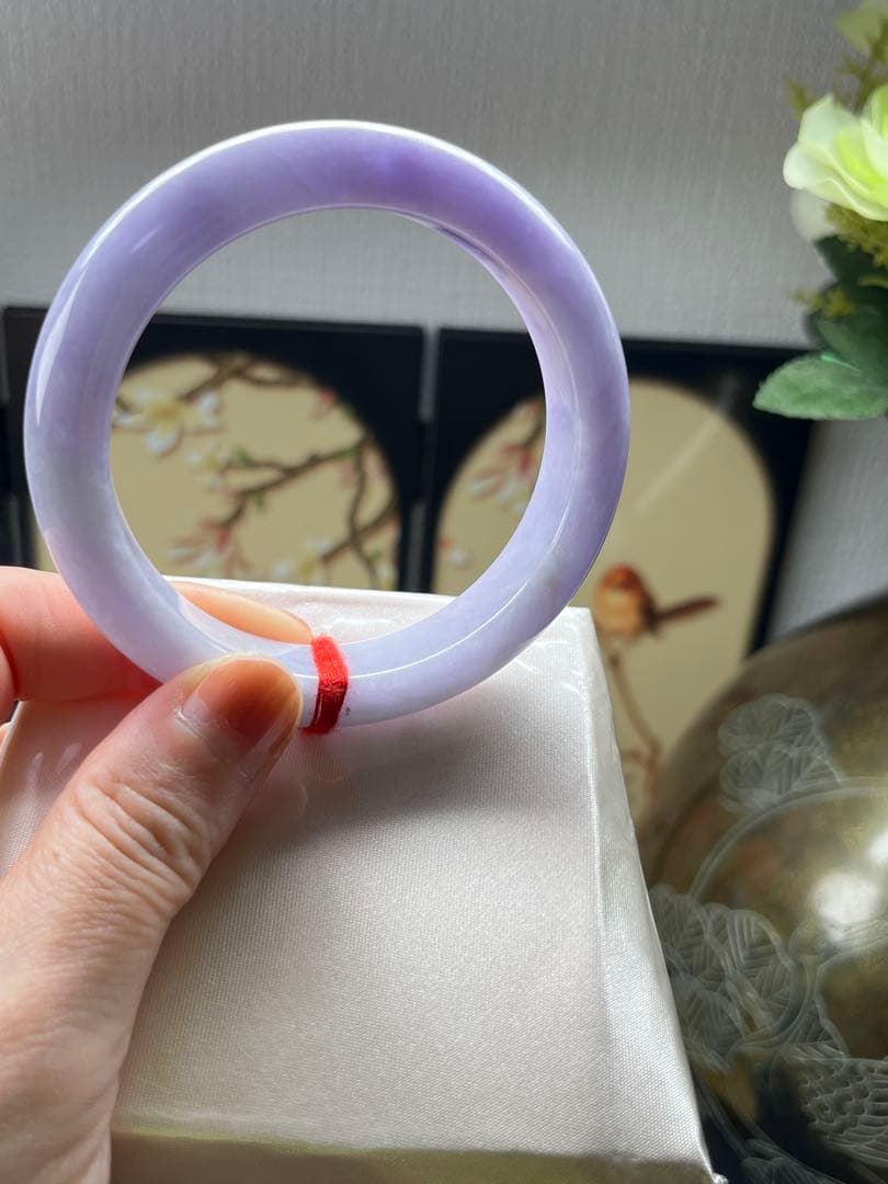 コレクションレベル‼️高級品、最高峰色濃いラベンダー翡翠バングル　鑑定書付き