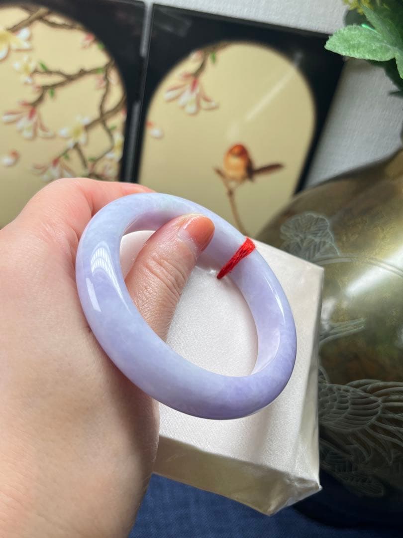 コレクションレベル‼️高級品、最高峰色濃いラベンダー翡翠バングル　鑑定書付き
