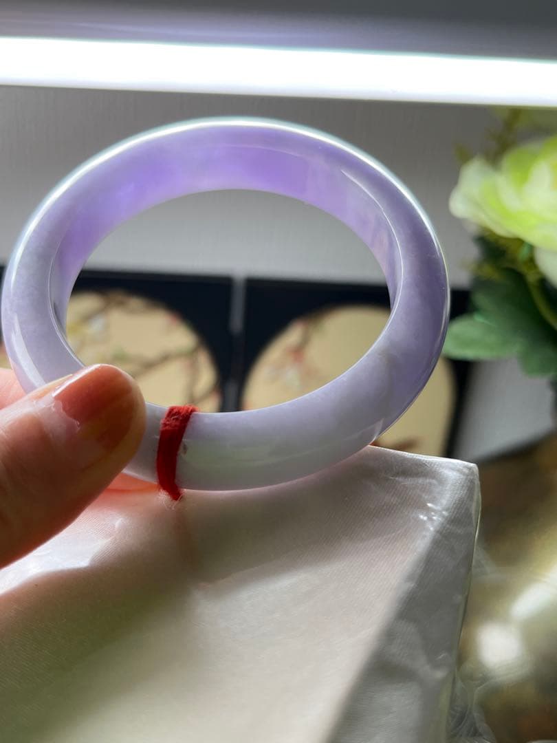 コレクションレベル‼️高級品、最高峰色濃いラベンダー翡翠バングル　鑑定書付き