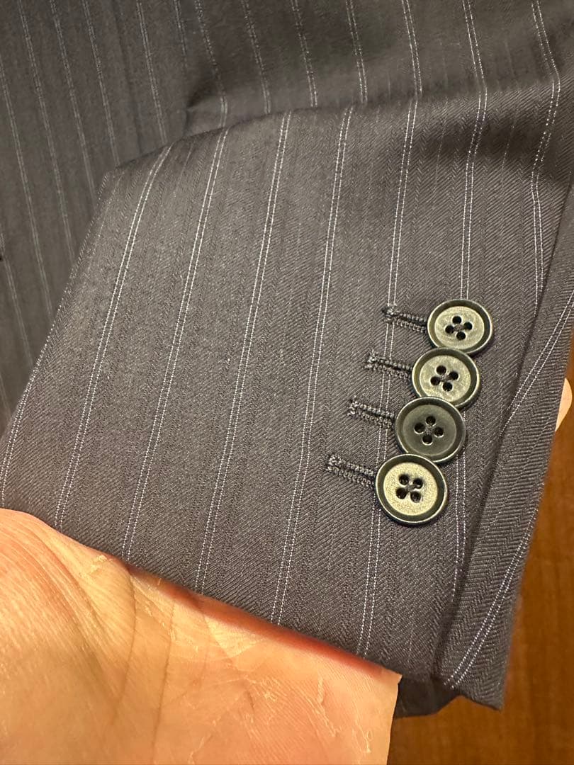 イザイア⭐️現行‼️未使用級‼️42⭐️ネイビーストライプ⭐️セットアップ‼️定価40万