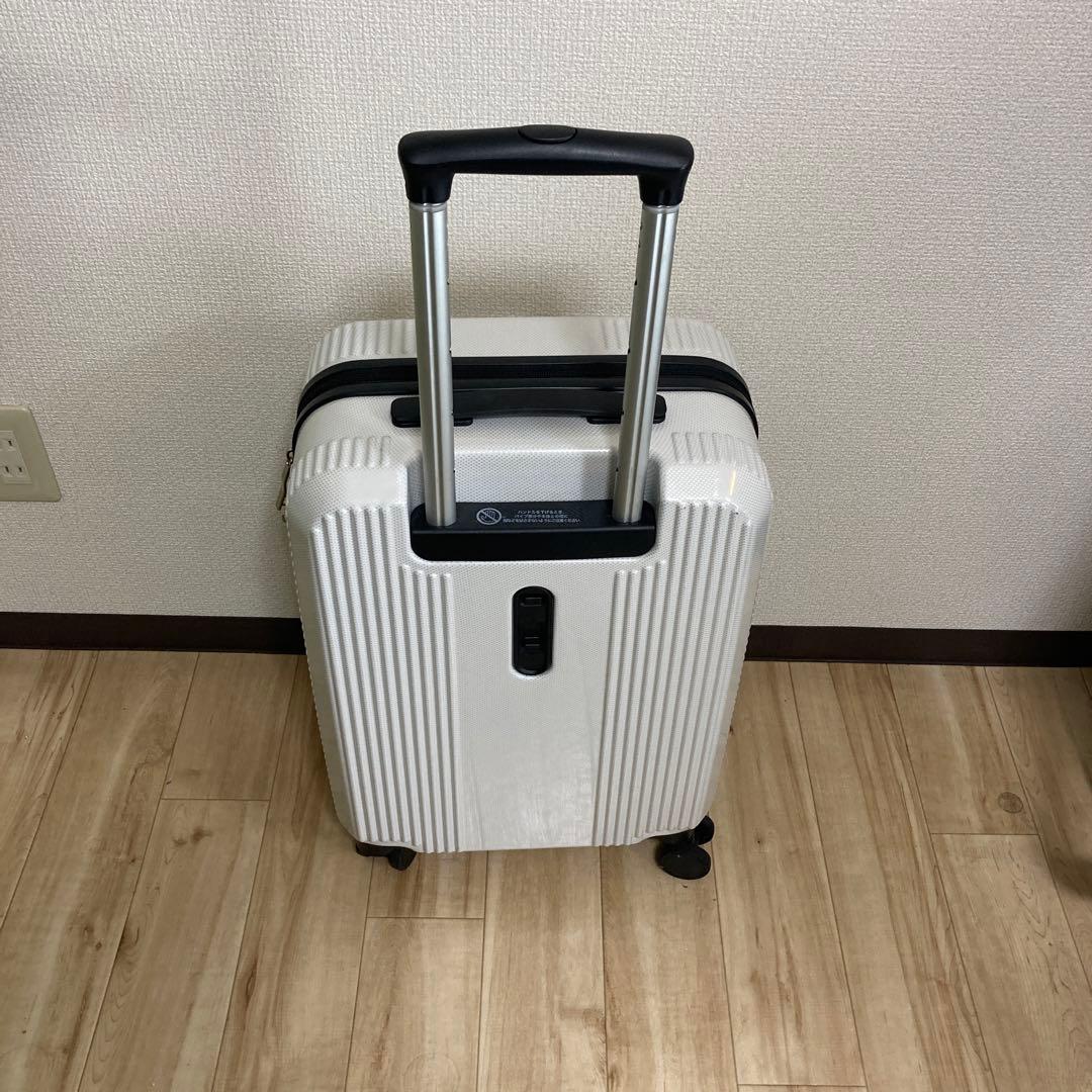 Ace World Traveler 軽量 スーツケース 4輪