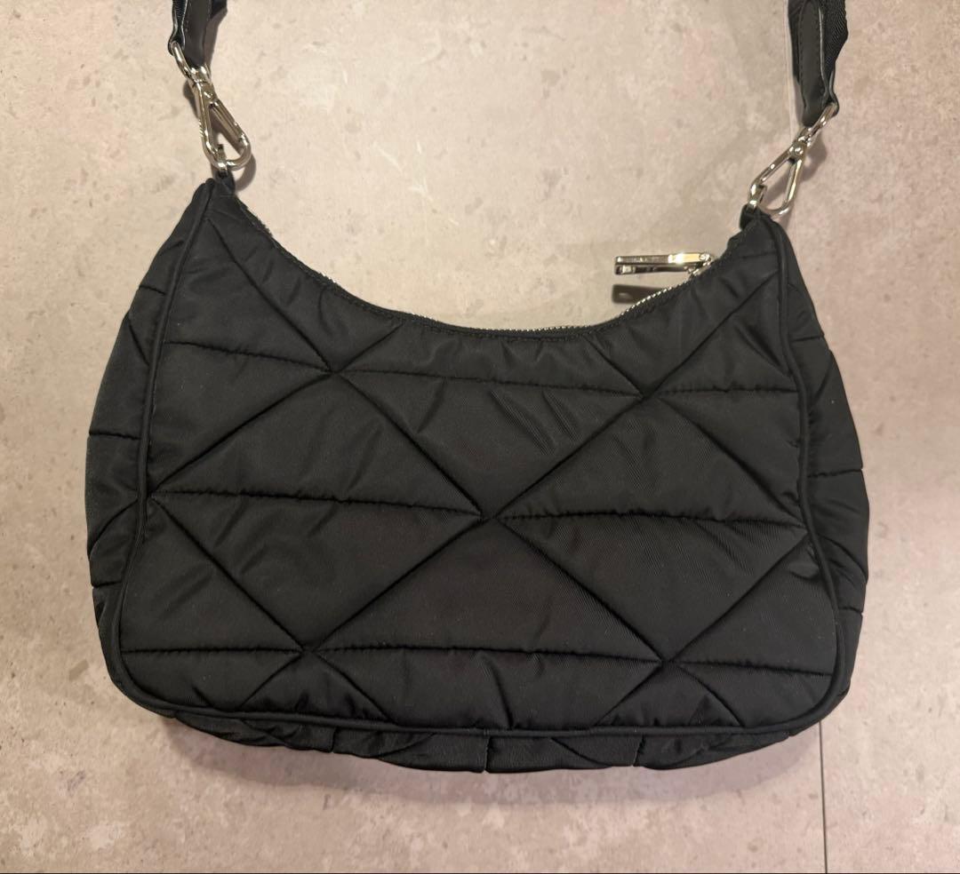 正規品　美品【PRADA】パデッドナイロン ショルダーバッグ