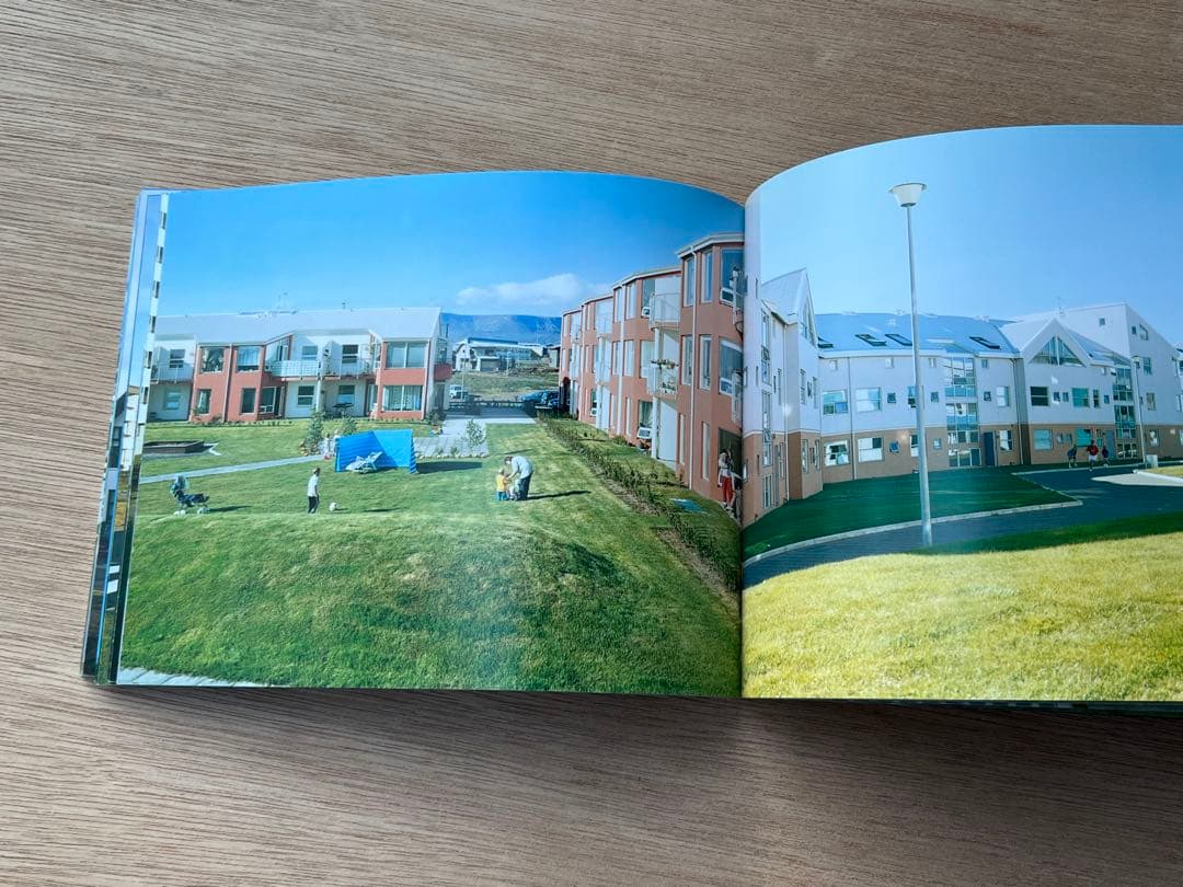 Hyper Ballad: Icelandic Suburban ホンマタカシ