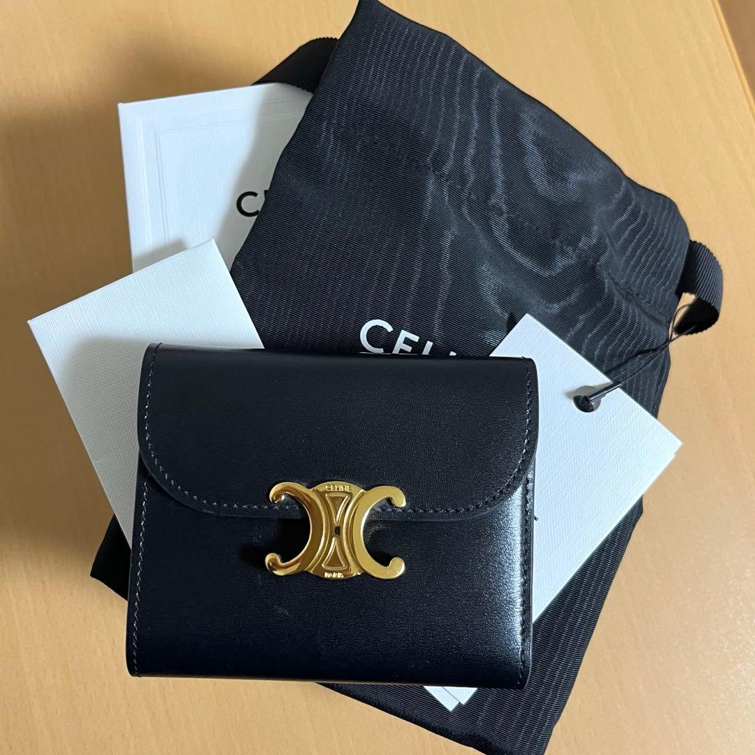 【ポケモン4EVA専用】CELINE スモール フラップウォレット トリオンフ