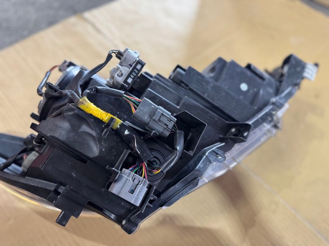 アテンザ 左ヘッドライト