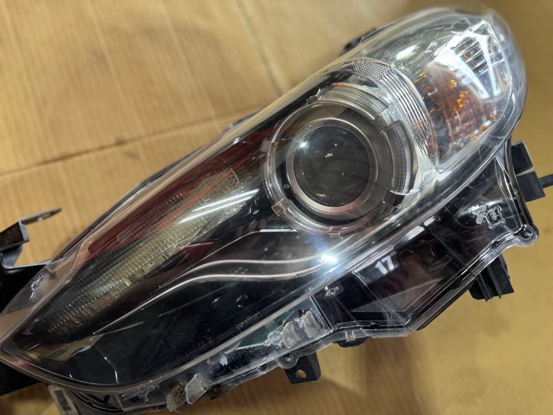 アテンザ 左ヘッドライト