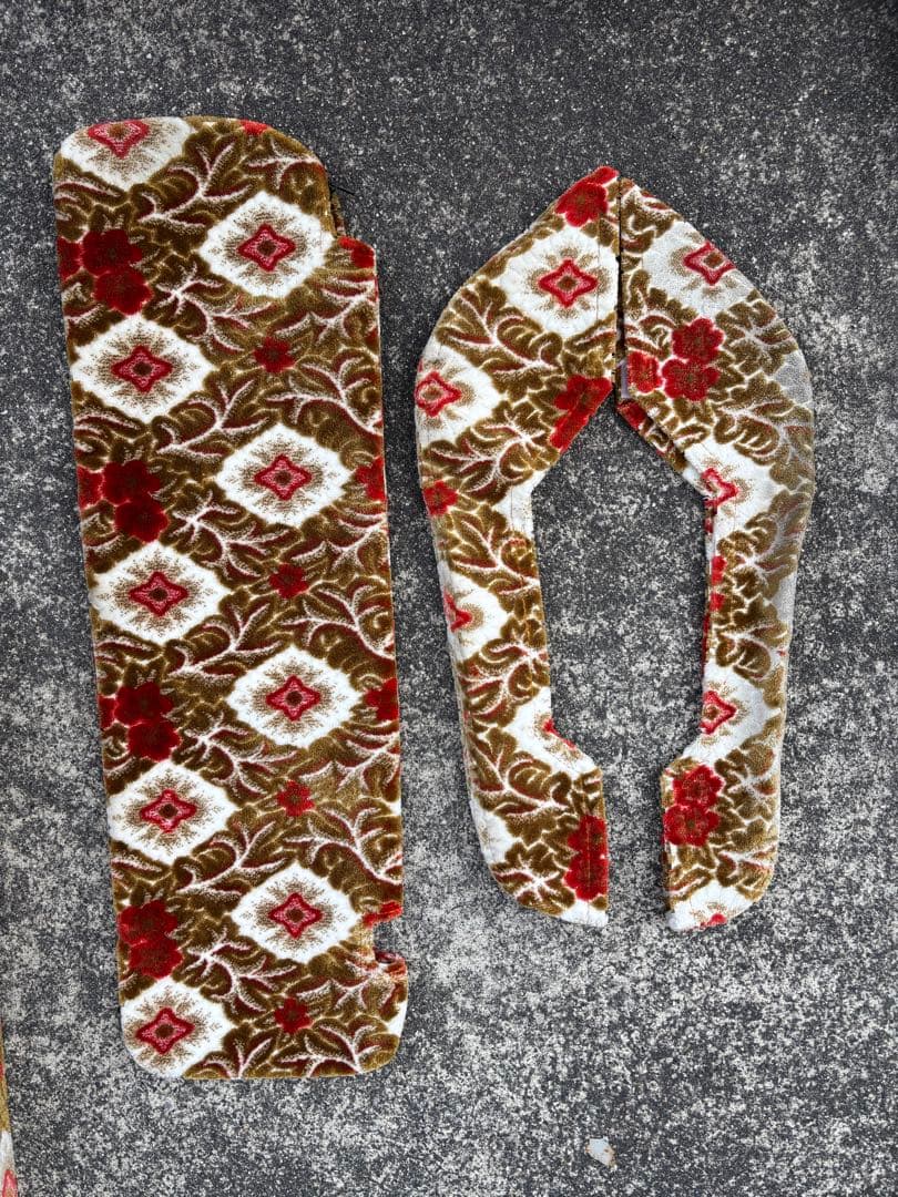 UD17 クオン マット等 多花束オレンジ 車用ソファセット